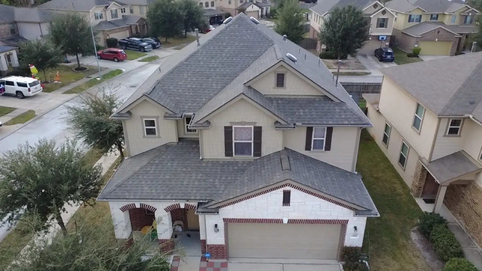 November 19. The finished roof from the front, one day after tear-off.